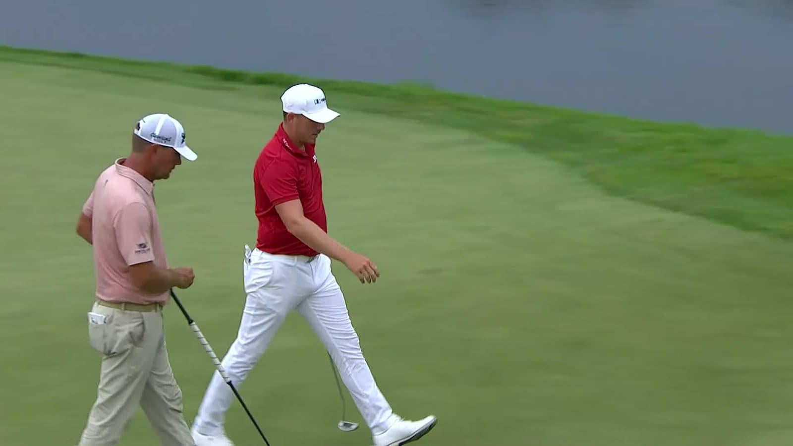 Matt Wallace sinks a 22-foot birdie putt on No. 4 at 3M Open
