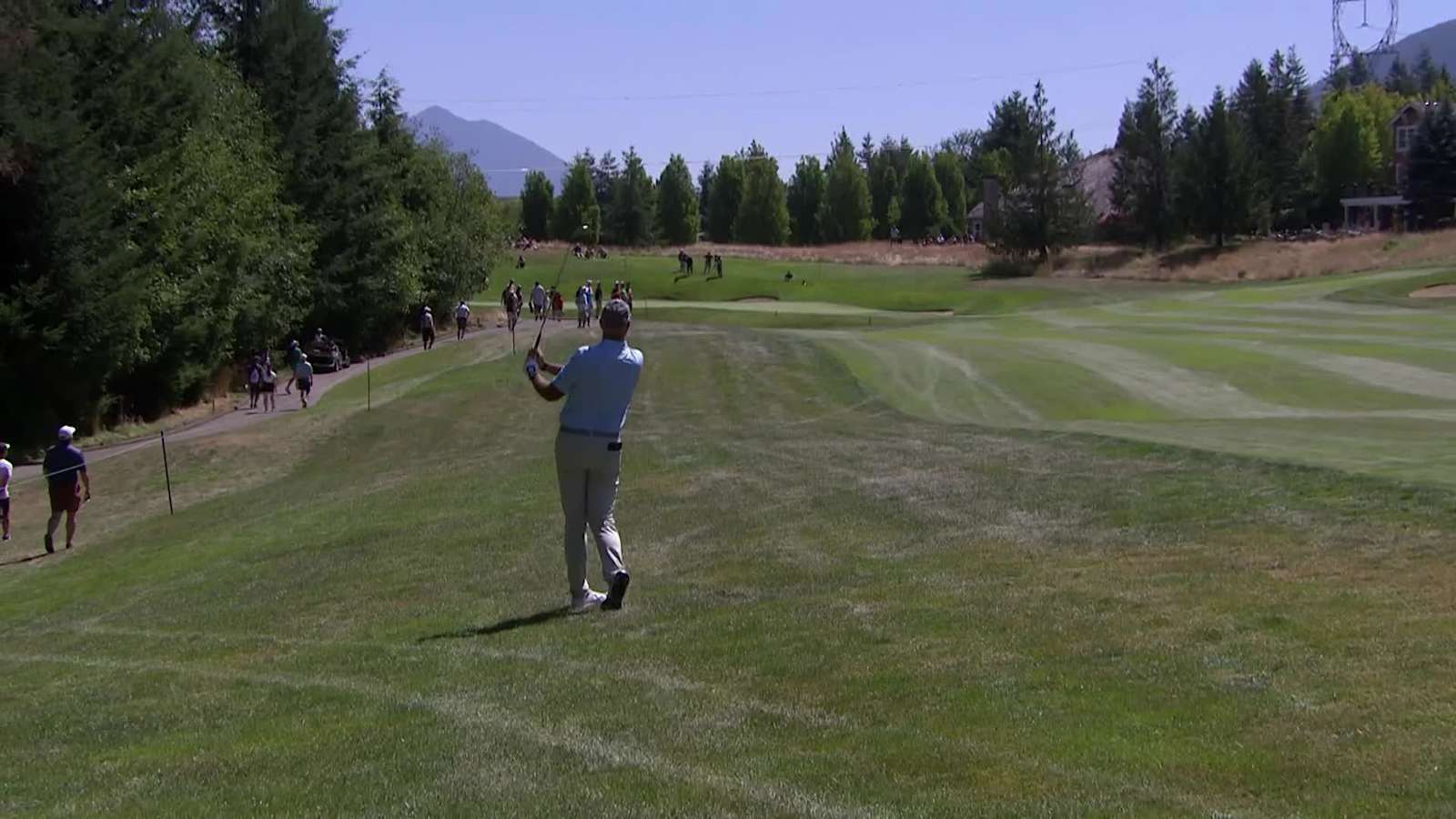 Stewart Cink makes birdie on No. 8 at Boeing Classic
