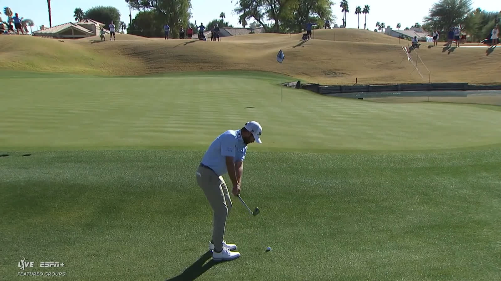 Cameron Young nearly holes chip shot, makes birdie putt at The American Express
