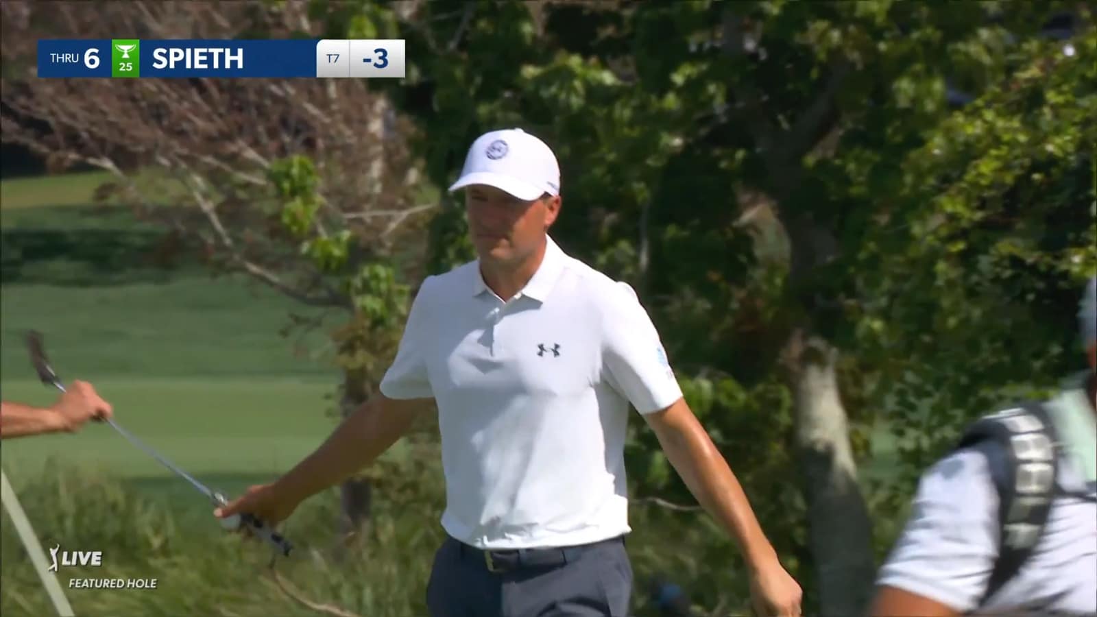 Jordan Spieth drips in 12-foot putt for birdie at Arnold Palmer
