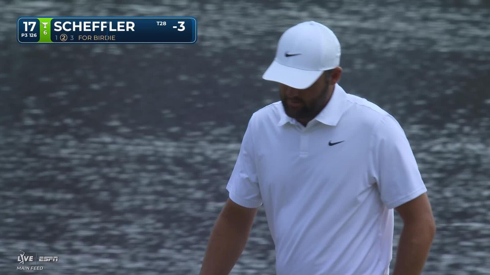 Scottie Scheffler drains 12-foot birdie putt on No. 17 at THE PLAYERS