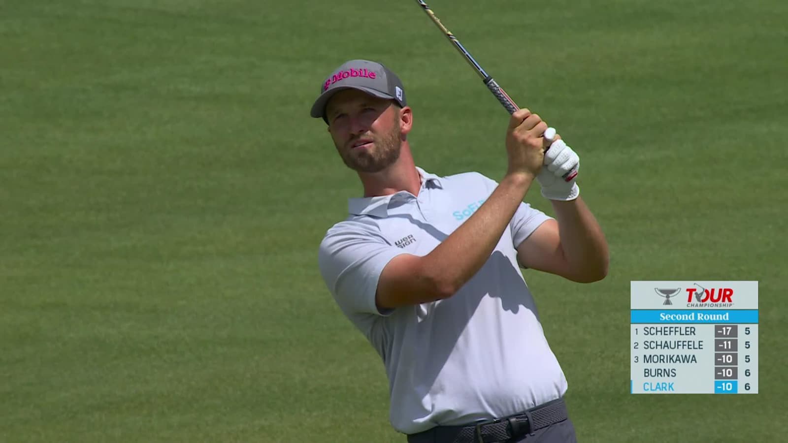 Wyndham Clark dials in approach to set up birdie at TOUR Championship