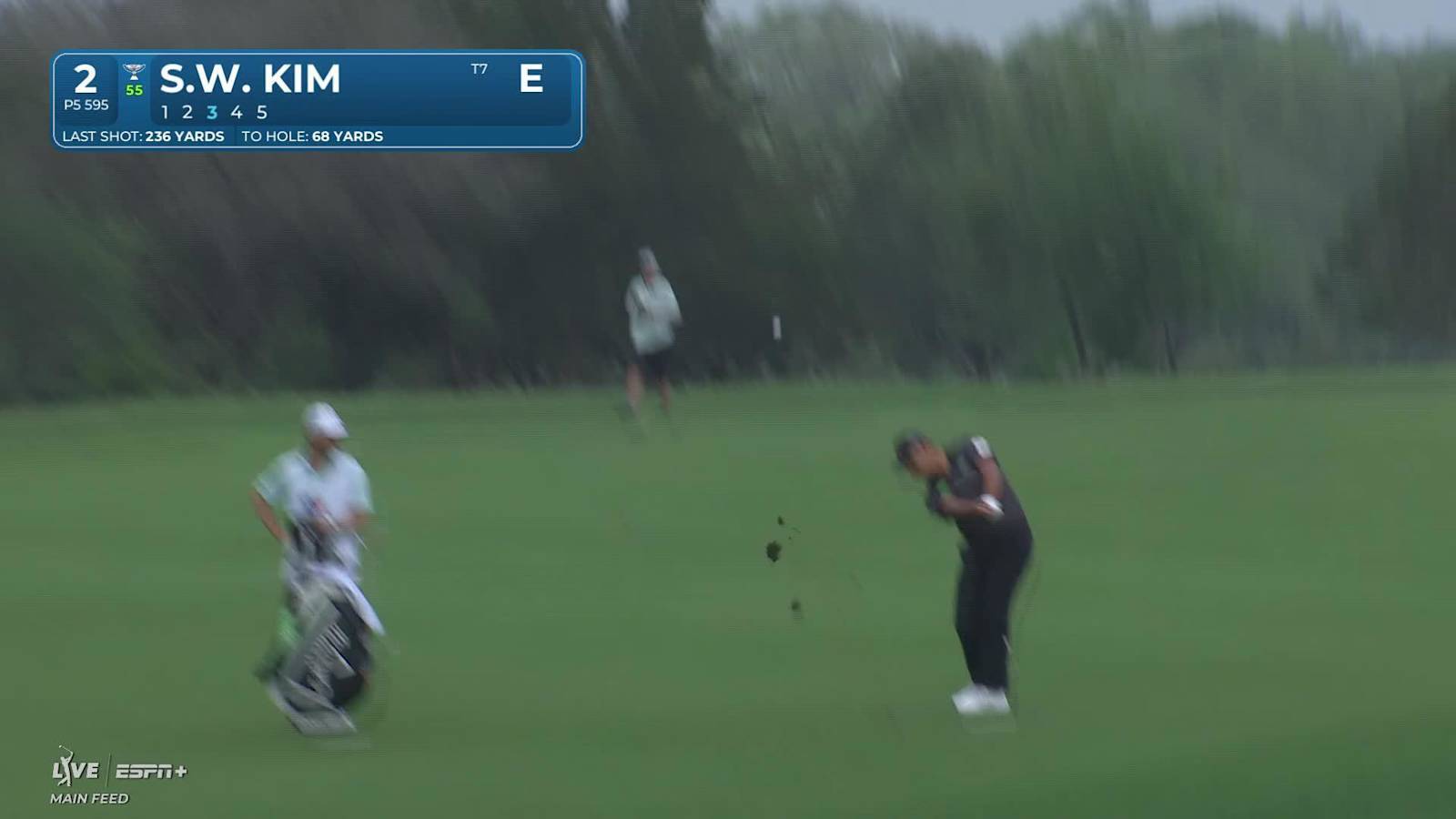 Si Woo Kim uses solid approach to set up birdie at Valero