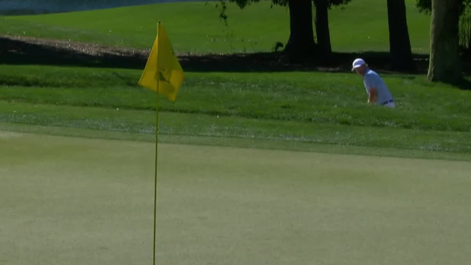 Brandt Snedeker’s bunker shot sets up birdie putt at Valspar