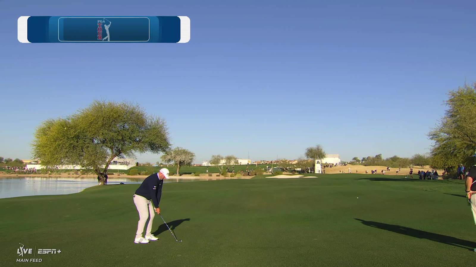 Sepp Straka rattles home 53-foot birdie putt at WM Phoenix Open