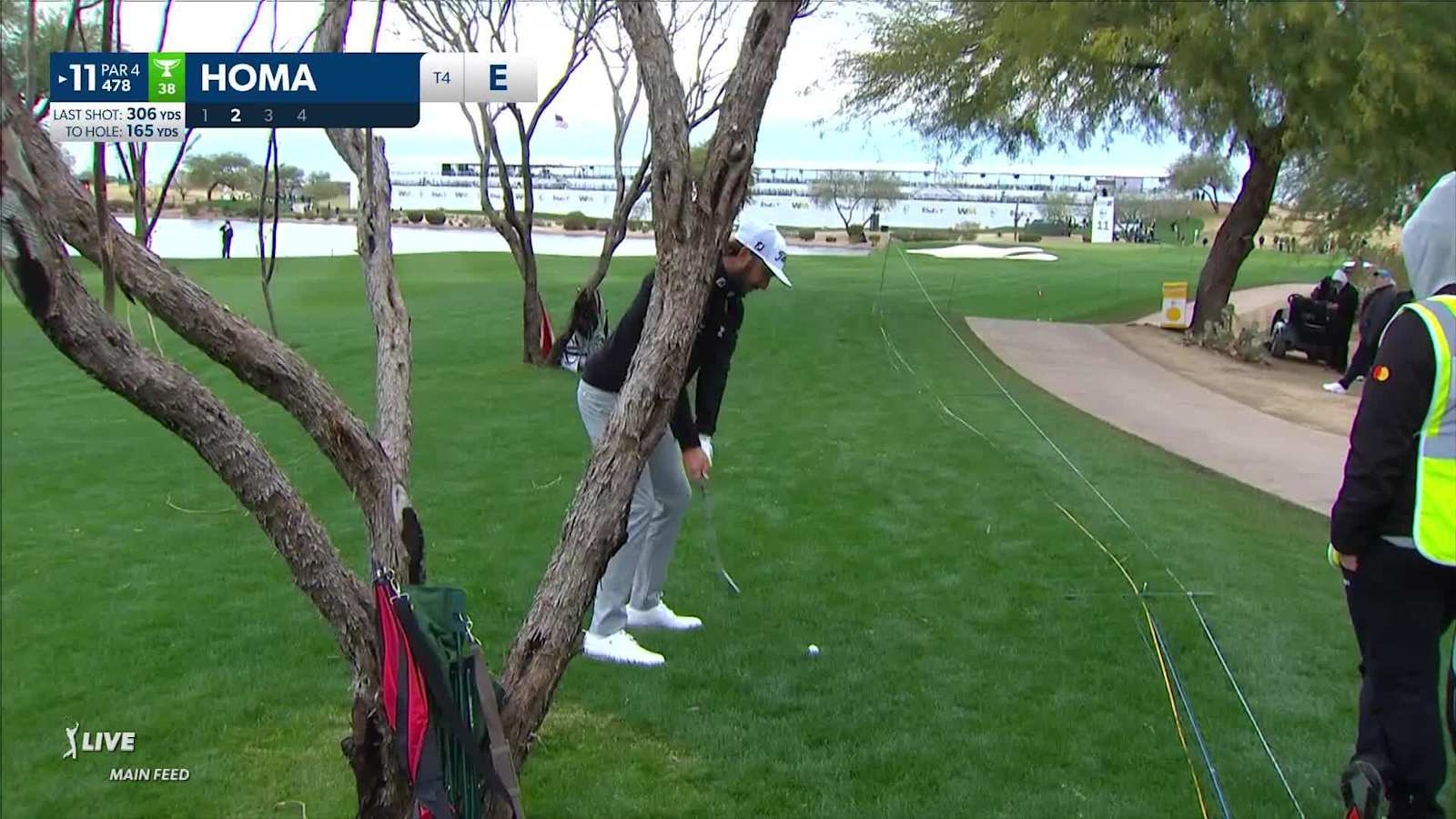 Max Homa drains 32-footer for birdie at WM Phoenix Open