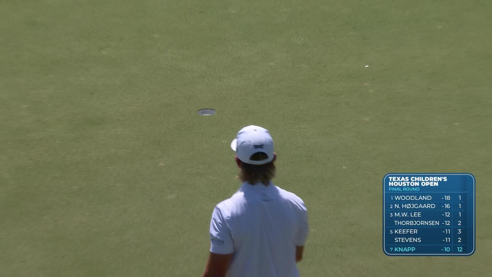 Jake Knapp sinks 20-foot birdie putt on No. 12 at Texas Children's