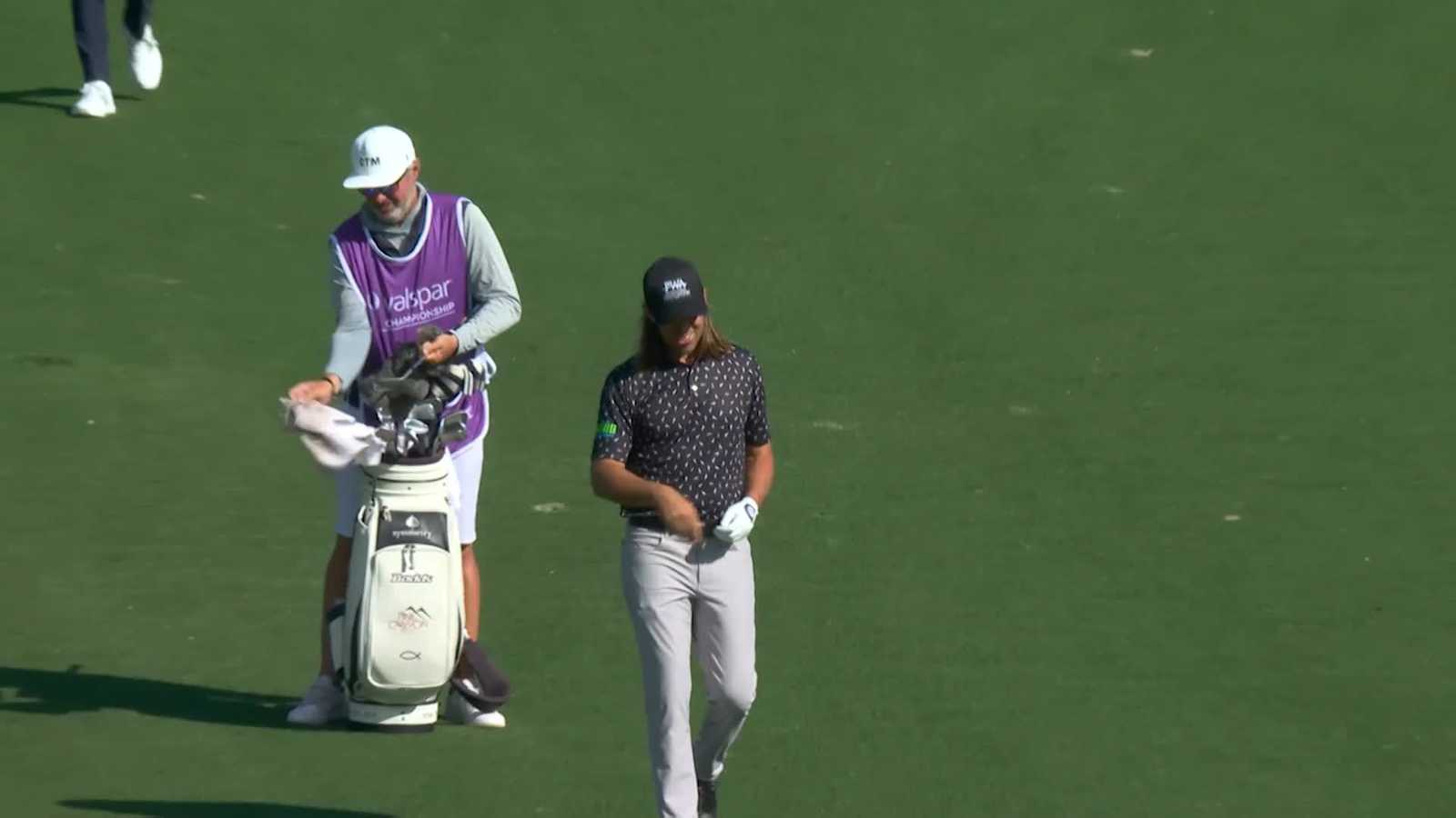 Aaron Baddeley holes out for eagle at Valspar