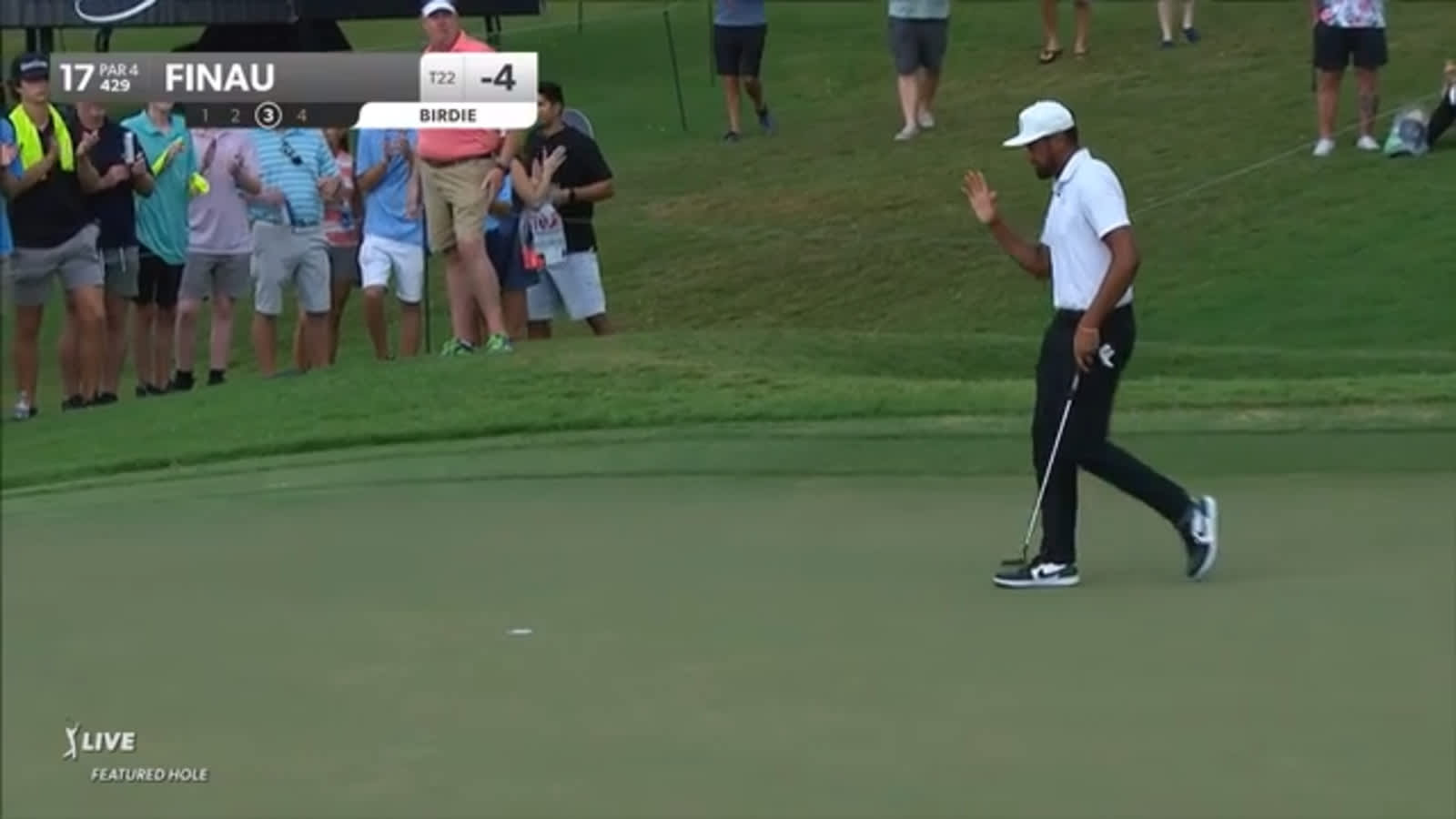 Tony Finau makes 10-foot putt for birdie at TOUR Championship