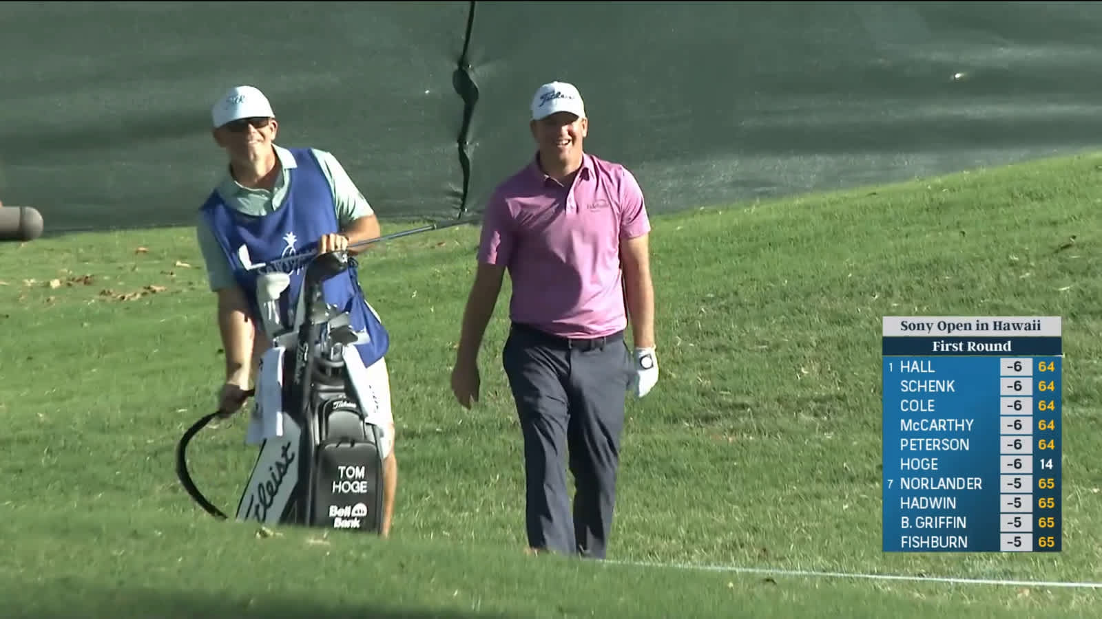 Tom Hoge holes out for eagle from 189-yards at Sony Open