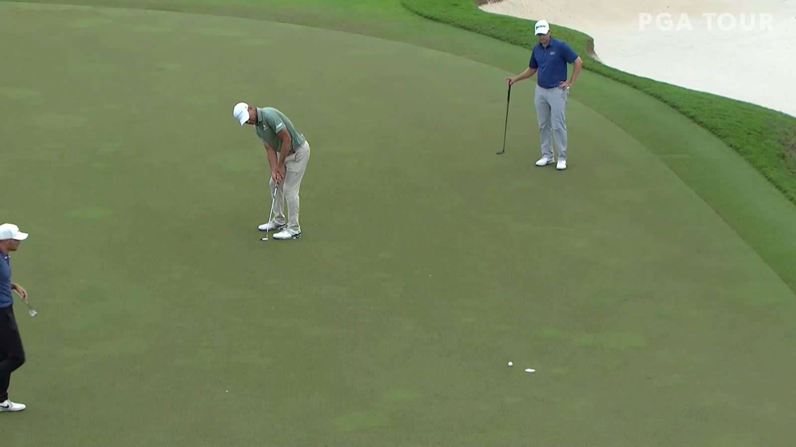 Lucas Glover makes birdie putt on No. 17 at Mayakoba