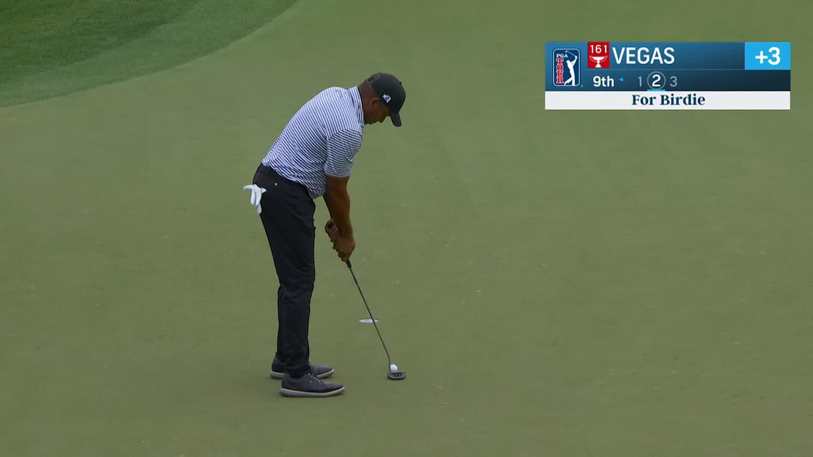 Jhonattan Vegas makes short birdie putt at Houston Open