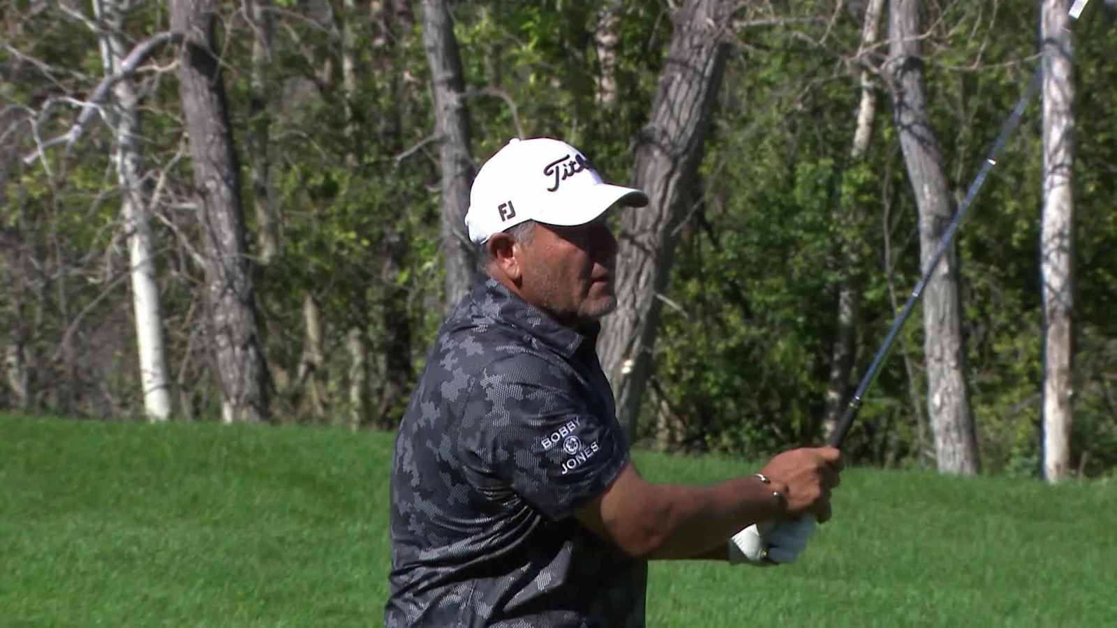 Ricardo Gonzalez makes birdie on No. 18 at Rogers Charity Classic