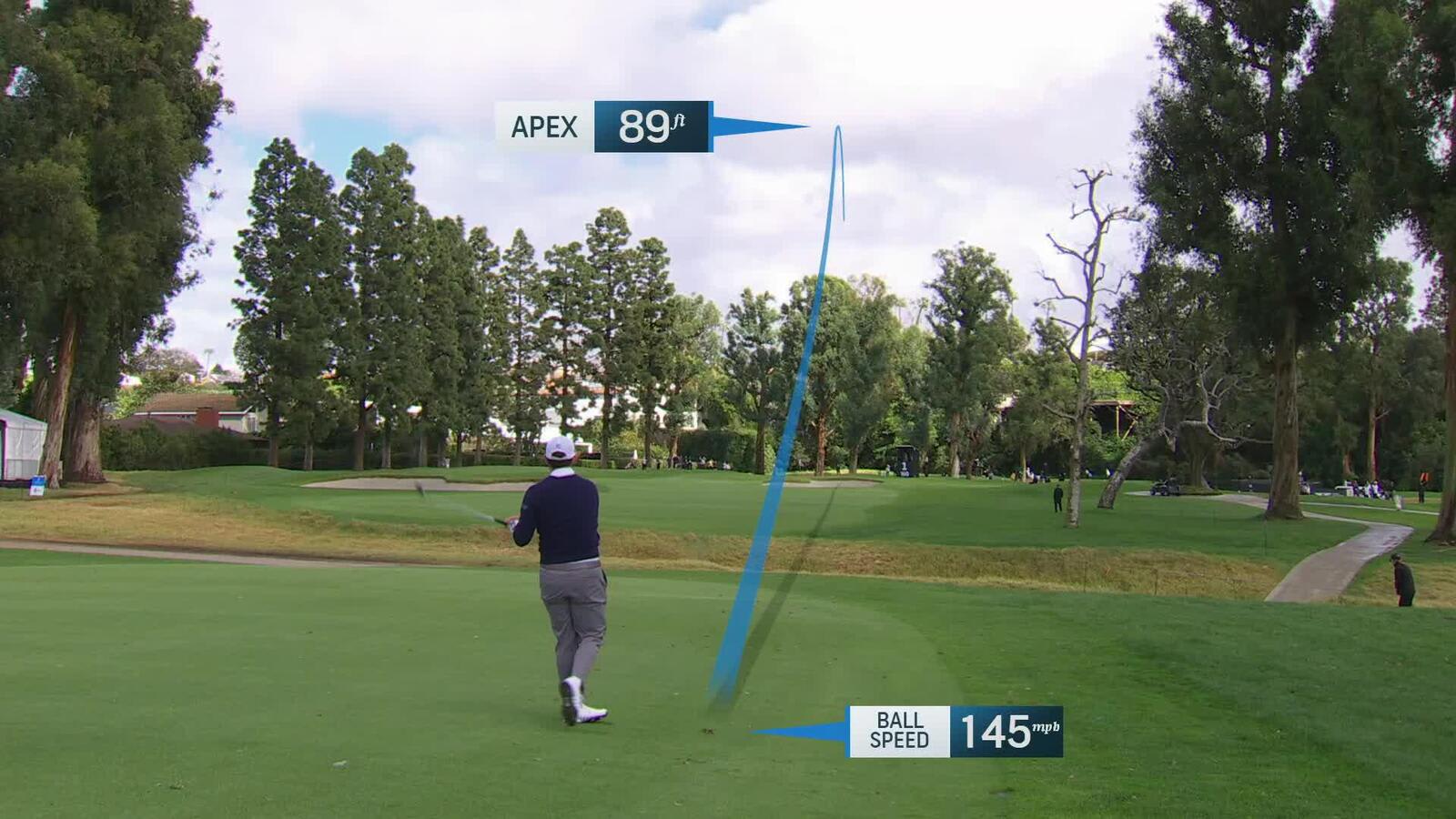 Patrick Cantlay hits 208-yard approach to 44 feet, sets up birdie on No. 1 at The Genesis