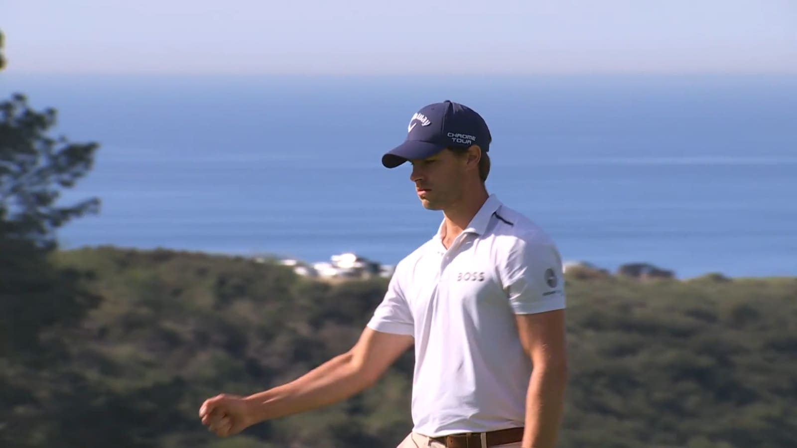 Thomas Detry buries 22-foot birdie putt at Farmers
