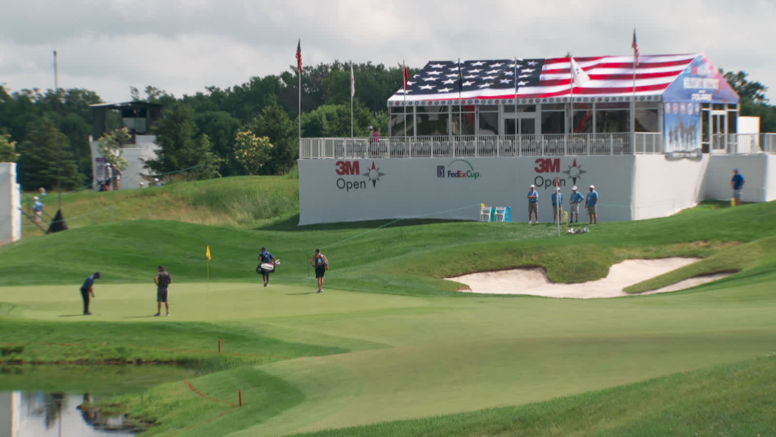 Scott Piercy leads by two shots at 3M Open