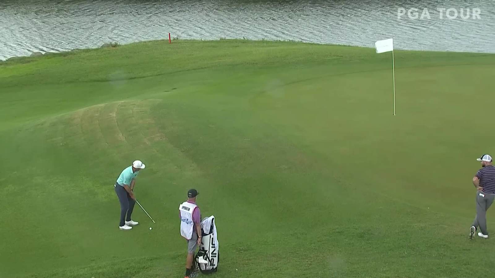 Rob Oppenheim chips in for birdie at Puerto Rico