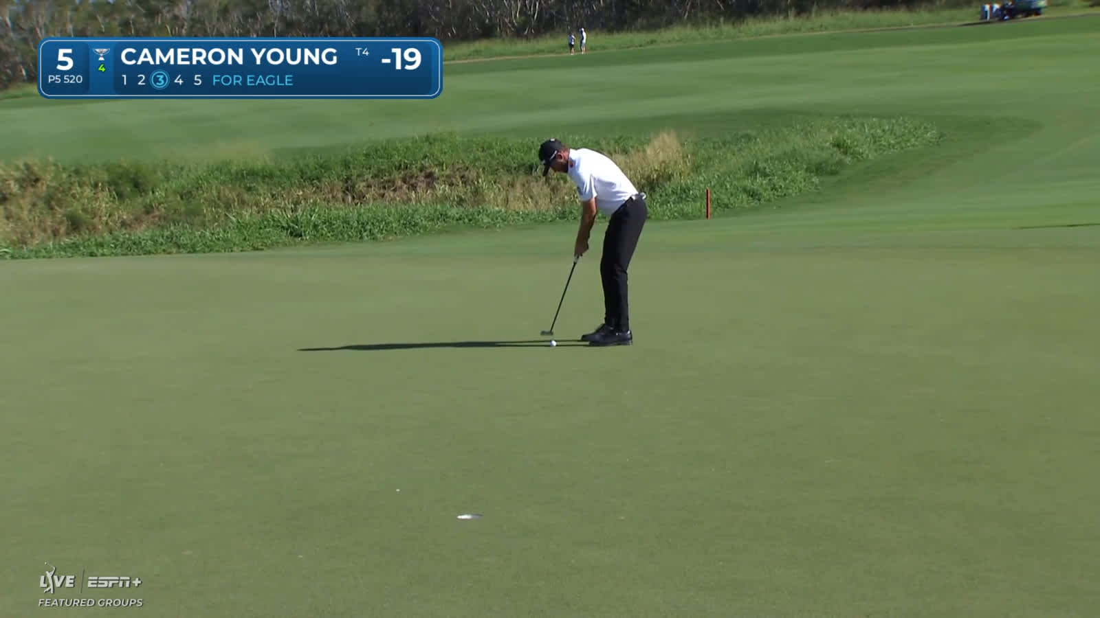 Cameron Young buries 23-foot eagle putt at The Sentry