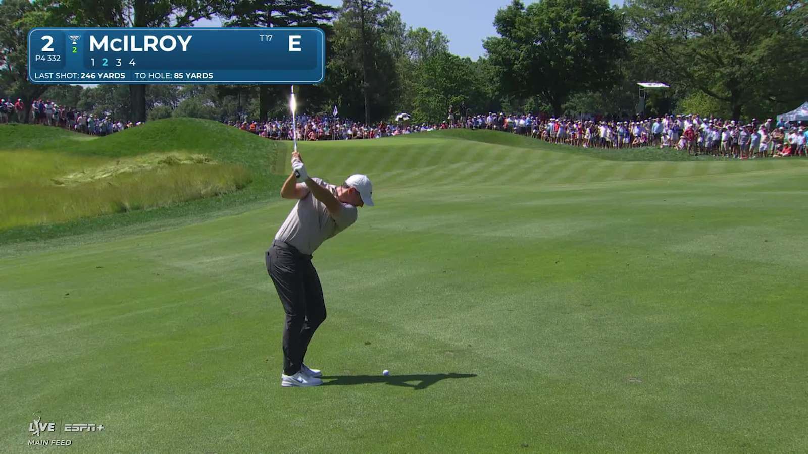 Rory McIlroy spins back wedge, makes birdie at Travelers