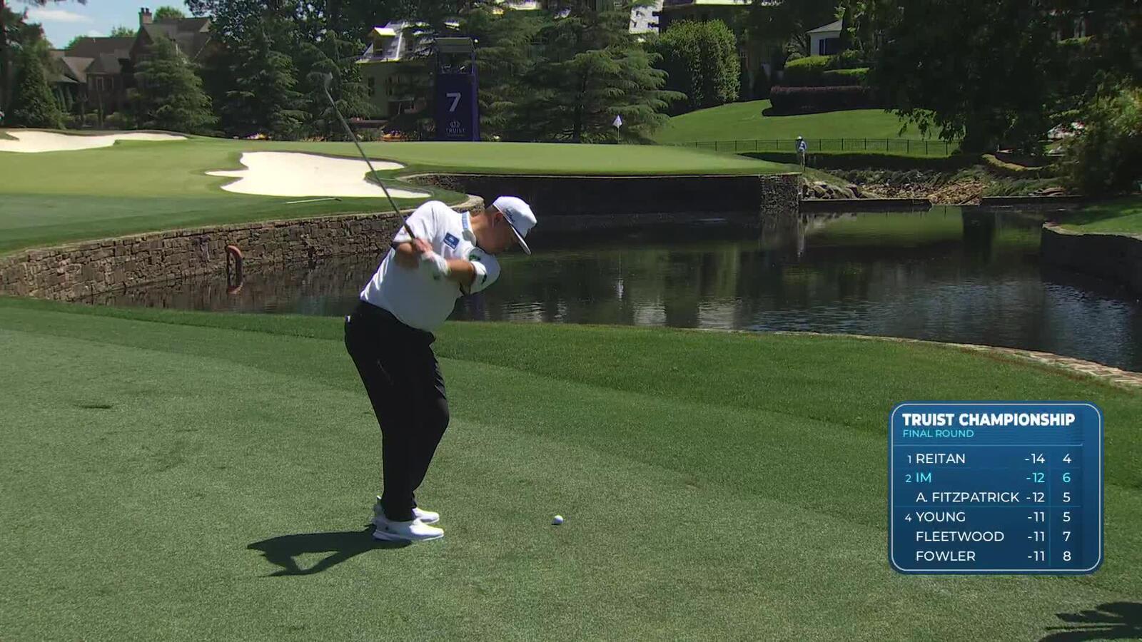 Sungjae Im sinks 16-foot putt for birdie on No. 7 at Truist Championship