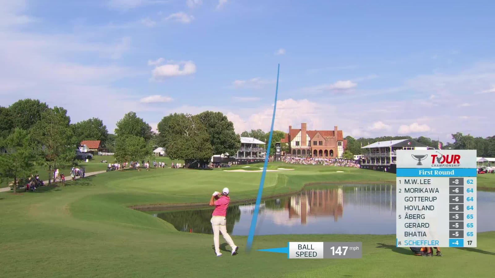 Scottie Scheffler drains 10-foot birdie putt on No. 18 at TOUR Championship