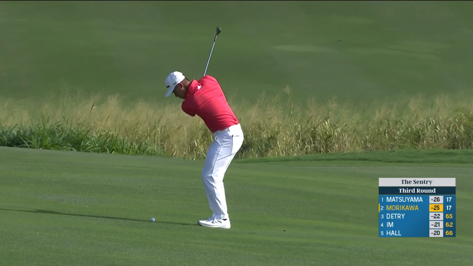 Collin Morikawa delivers beautiful chip shot to birdie on final hole of round at The Sentry