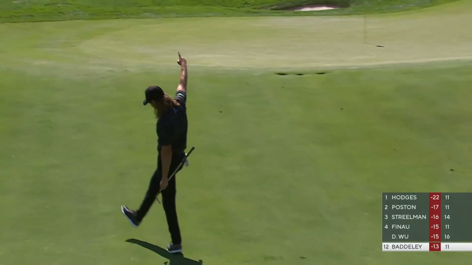 Aaron Baddeley holes chip shot for eagle at 3M Open