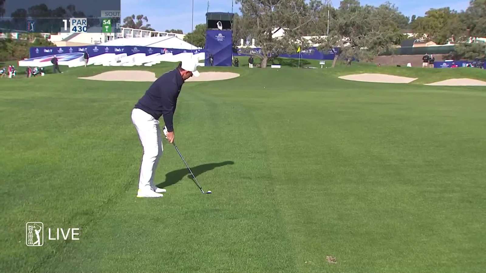 Rory McIlroy birdies after solid wedge approach at Farmers