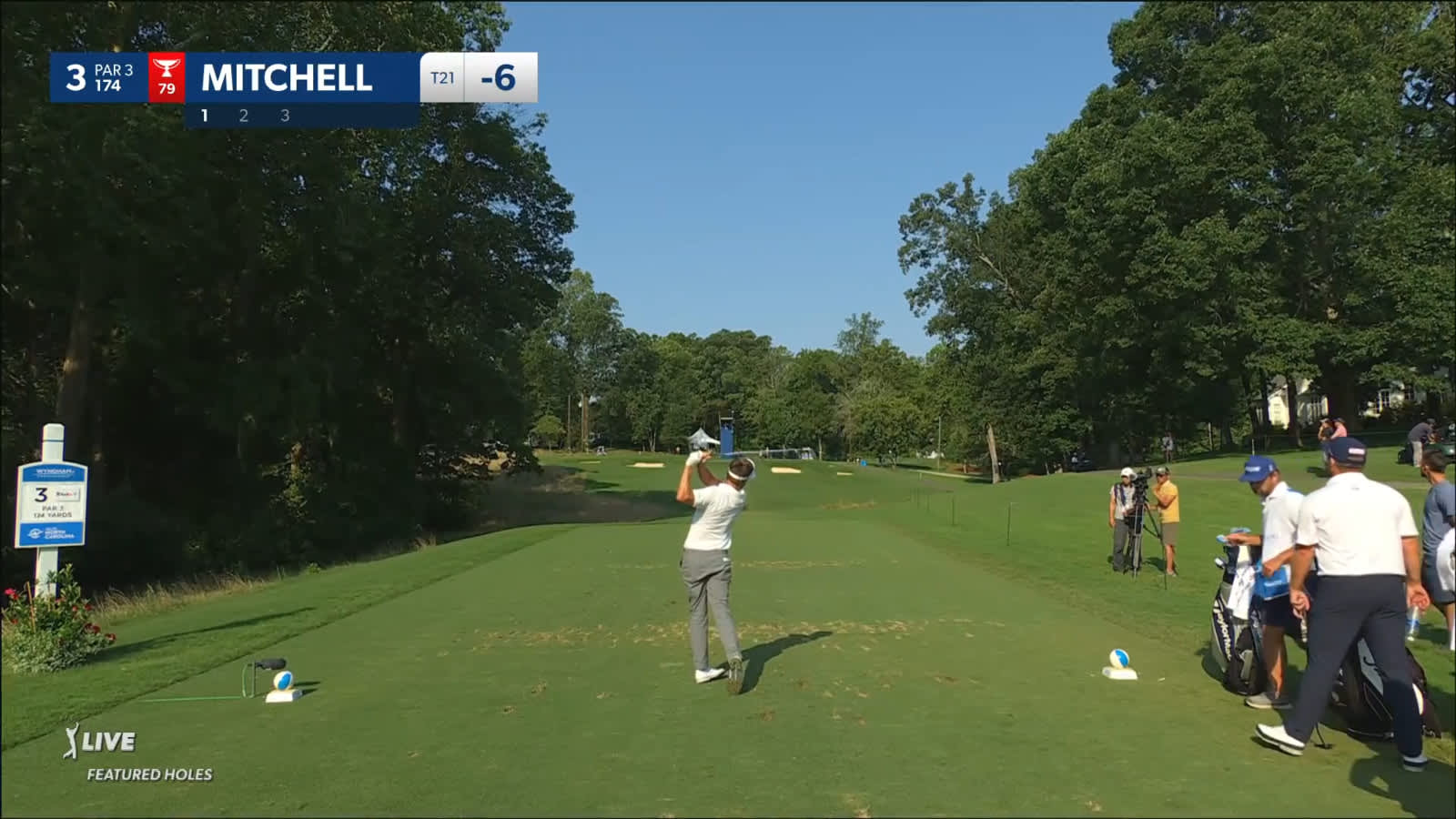 Keith Mitchell fires 15-footer for birdie at Wyndham