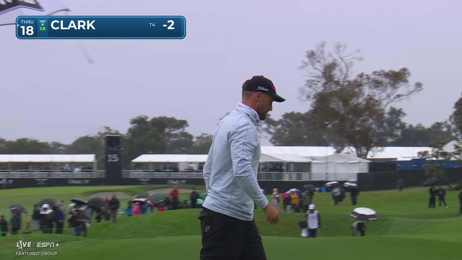 Wyndham Clark makes 14-foot birdie putt at Genesis