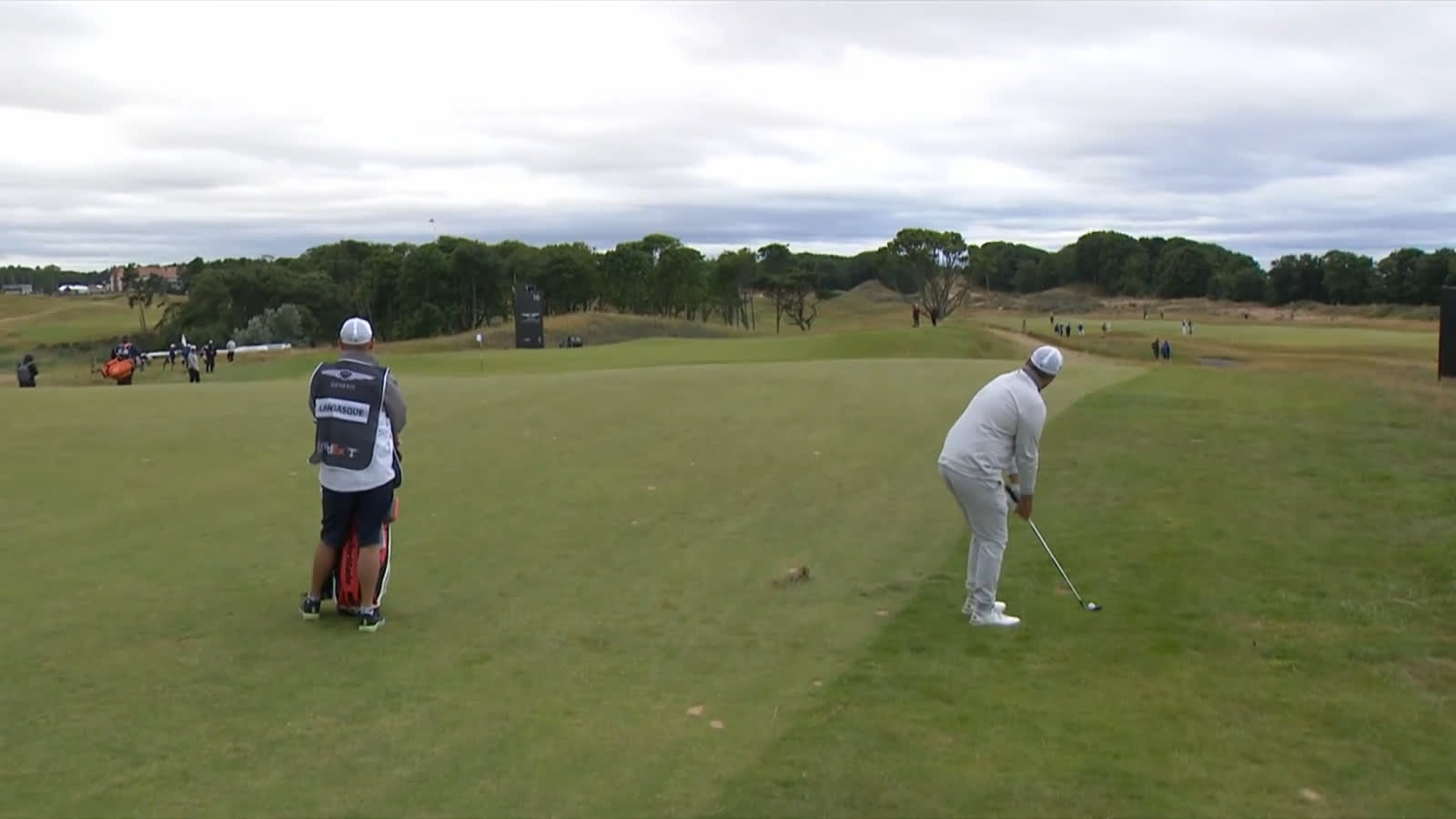 Romain Langasque pitches it close to set up birdie at Genesis Scottish Open