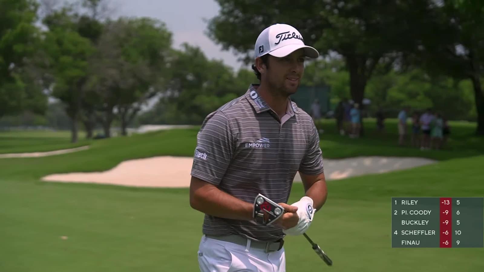 Davis Riley sticks it tight to set up birdie at Charles Schwab