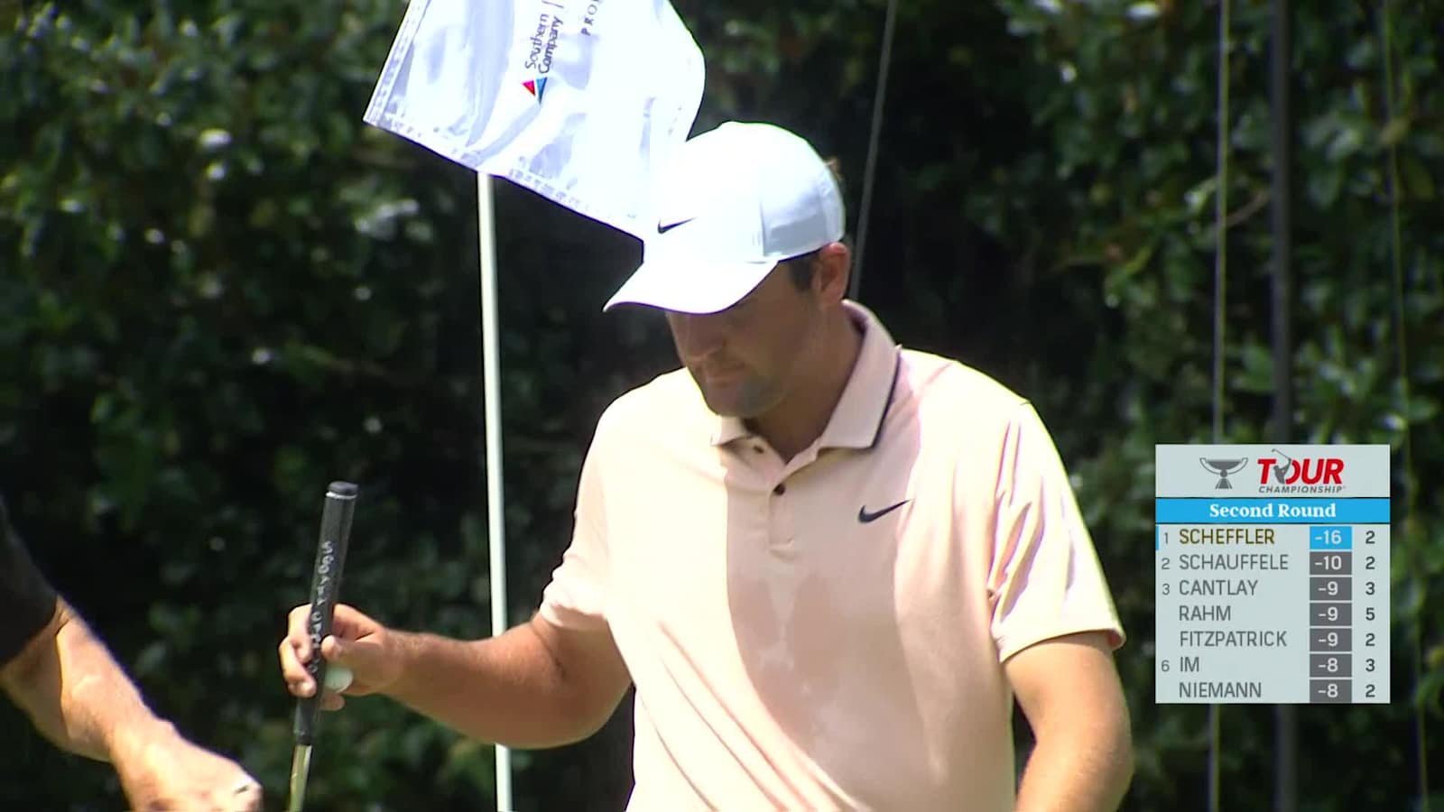 Scottie Scheffler nearly aces 178-yard tee shot at TOUR Championship