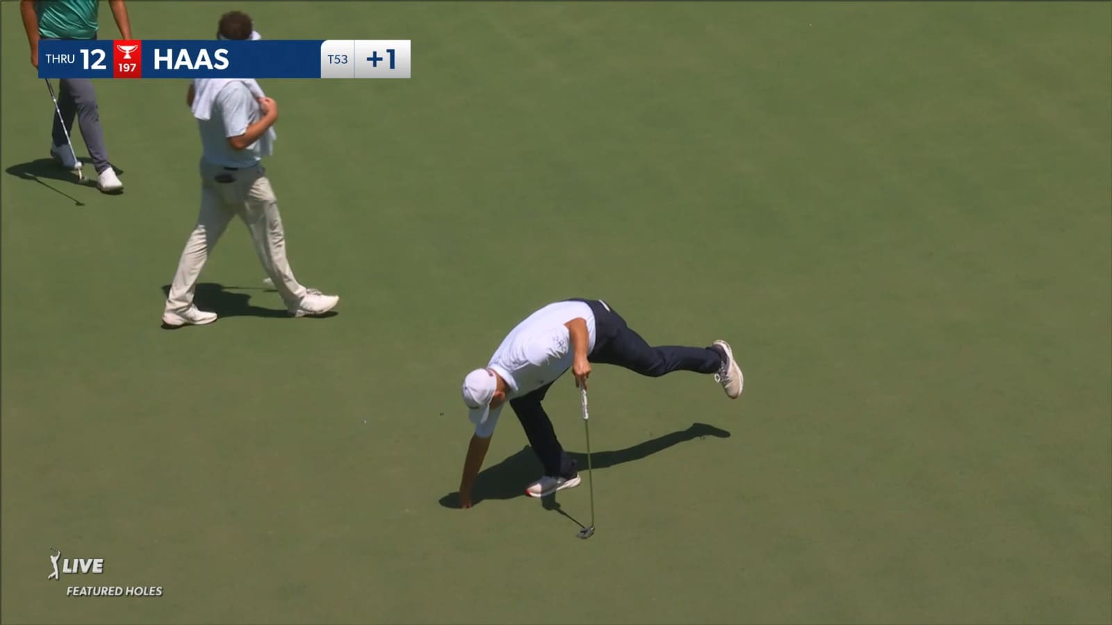 Bill Haas' tee shot rolls back to within 5 feet at Wyndham