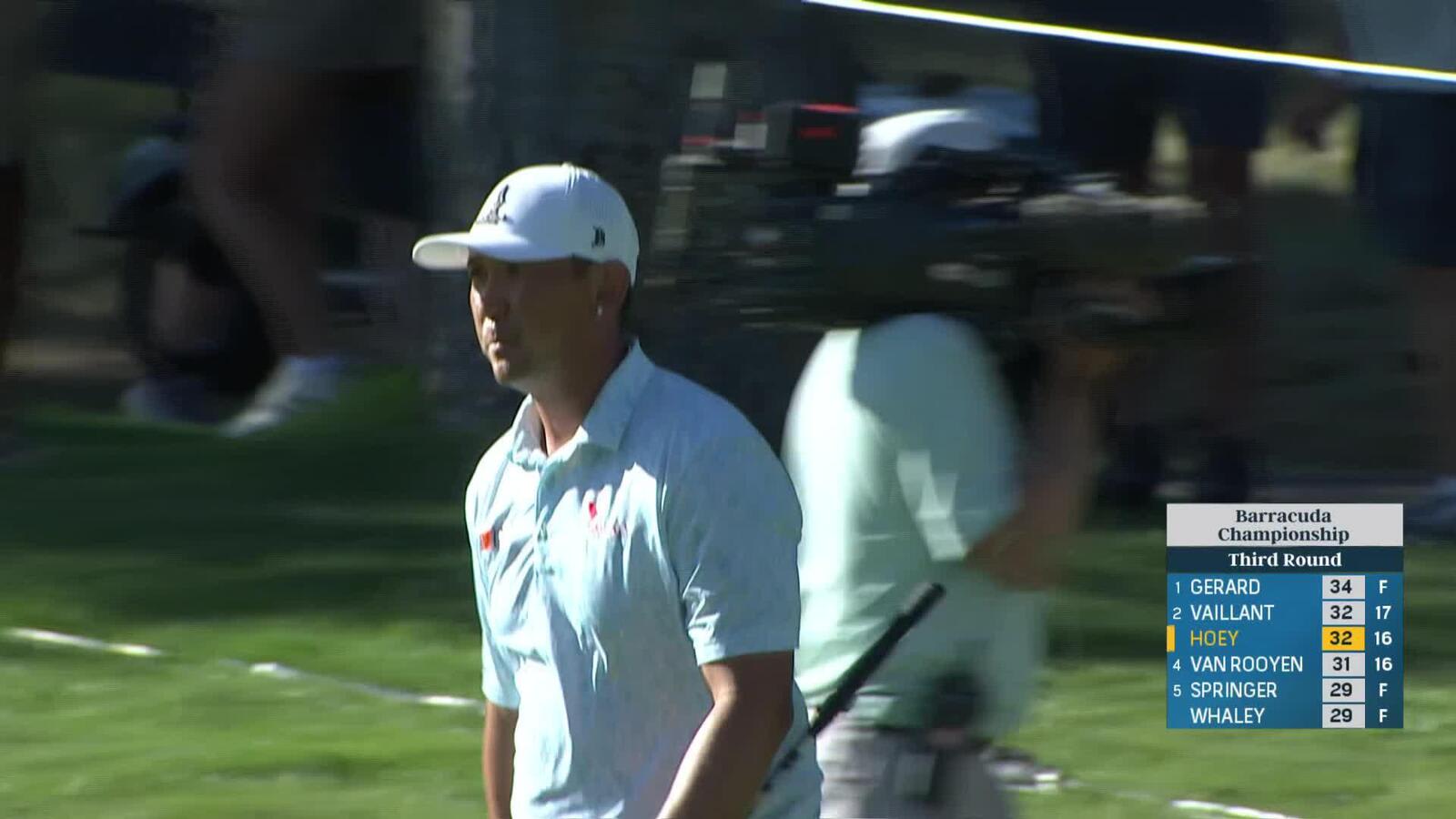 Rico Hoey ties lead with clutch birdie at Barracuda