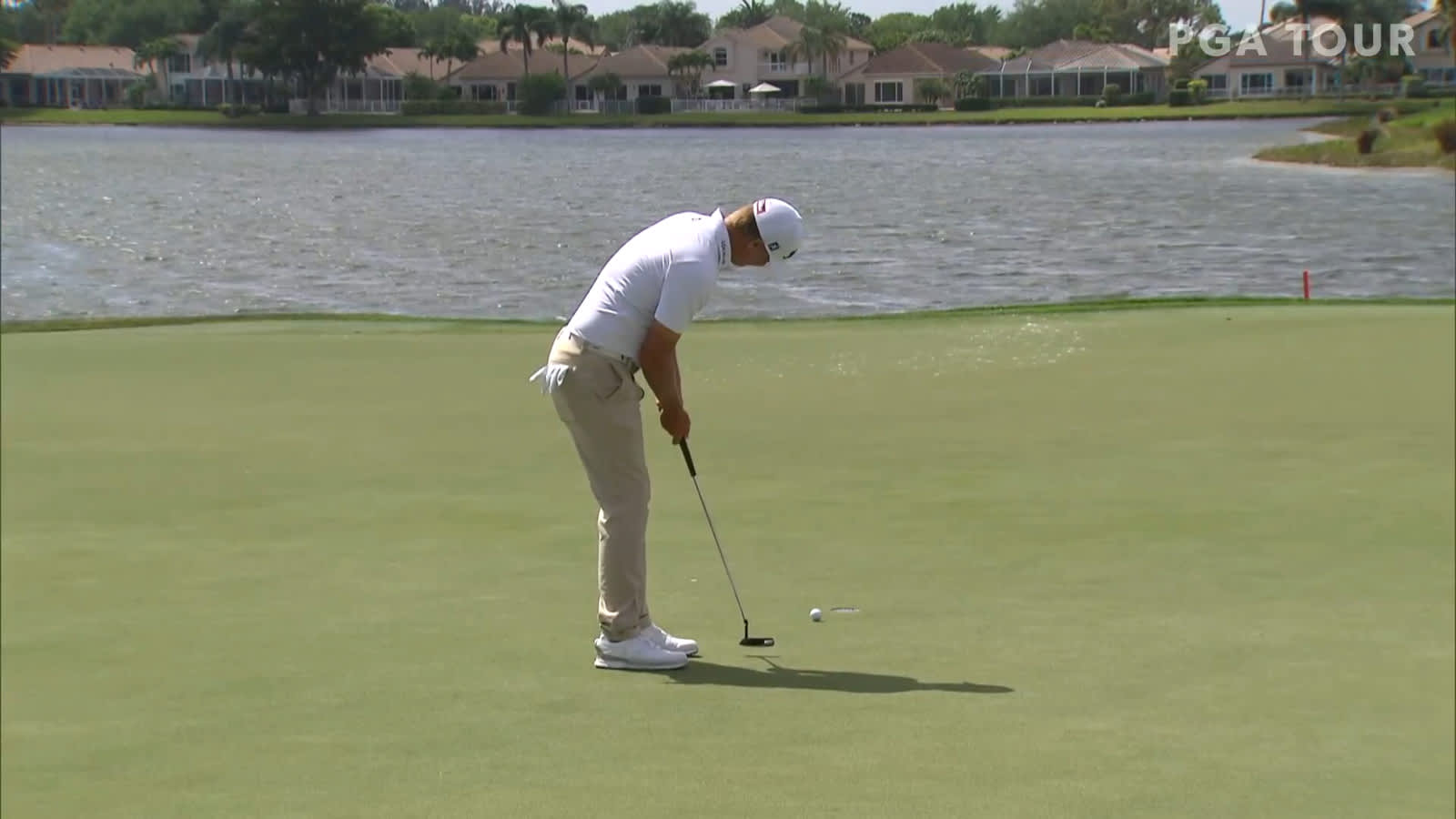 Matt Jones makes birdie putt on No. 18 in Round 1 at The Honda Classic