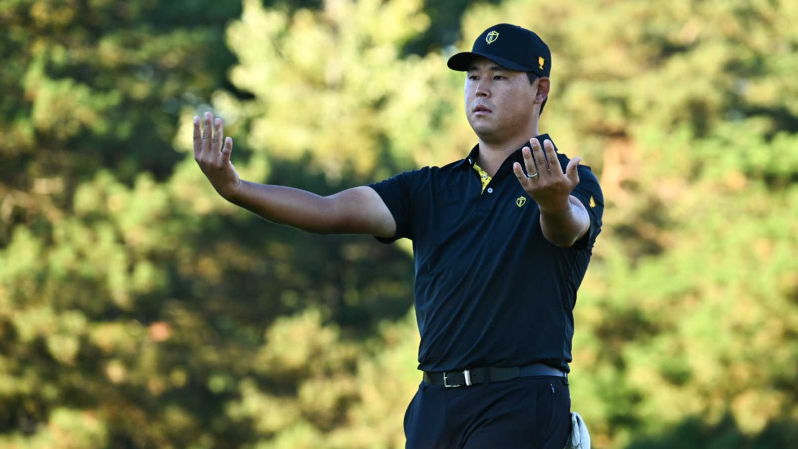 EVERY ANGLE of Si Woo Kim's match-clinching putt vs. Scheffler & Henley at Presidents Cup