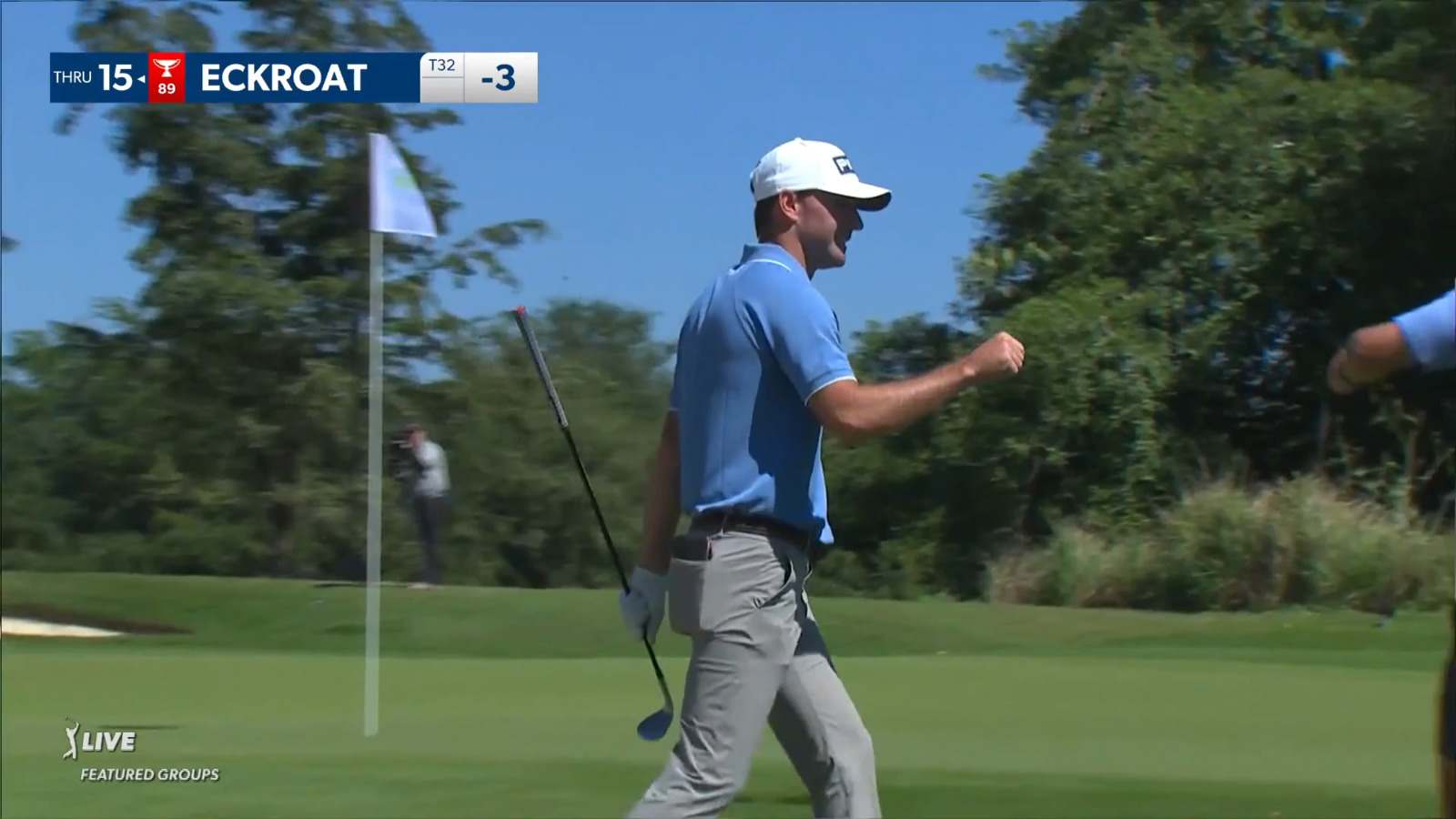 Austin Eckroat chips in for an eagle at Mexico Open