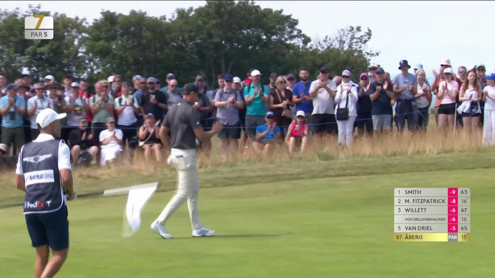 Ludvig Åberg drains 8-foot putt for birdie on No. 7 at Genesis Scottish Open