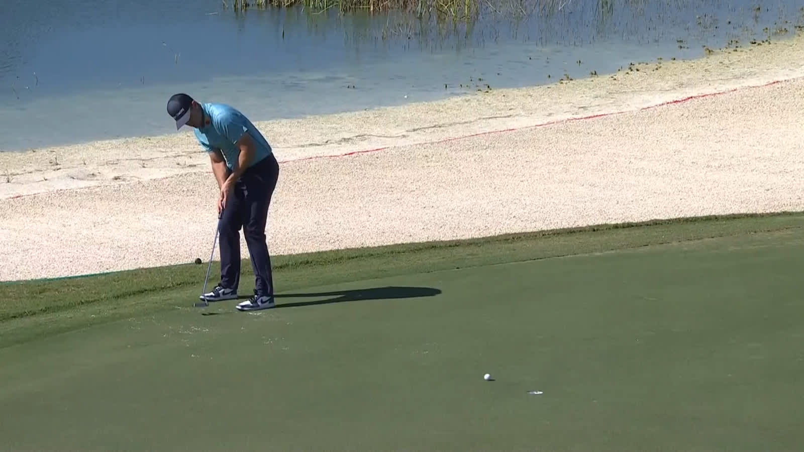 Justin Rose drains 11-foot birdie putt at Hero World Challenge