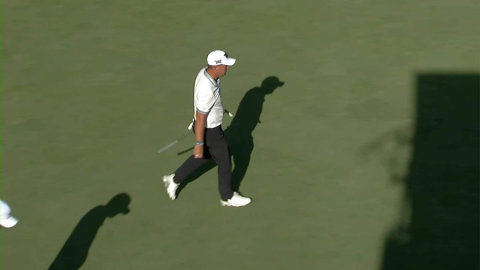 Justin Lower sinks a 25-foot birdie putt on No. 18 at Fortinet Championship