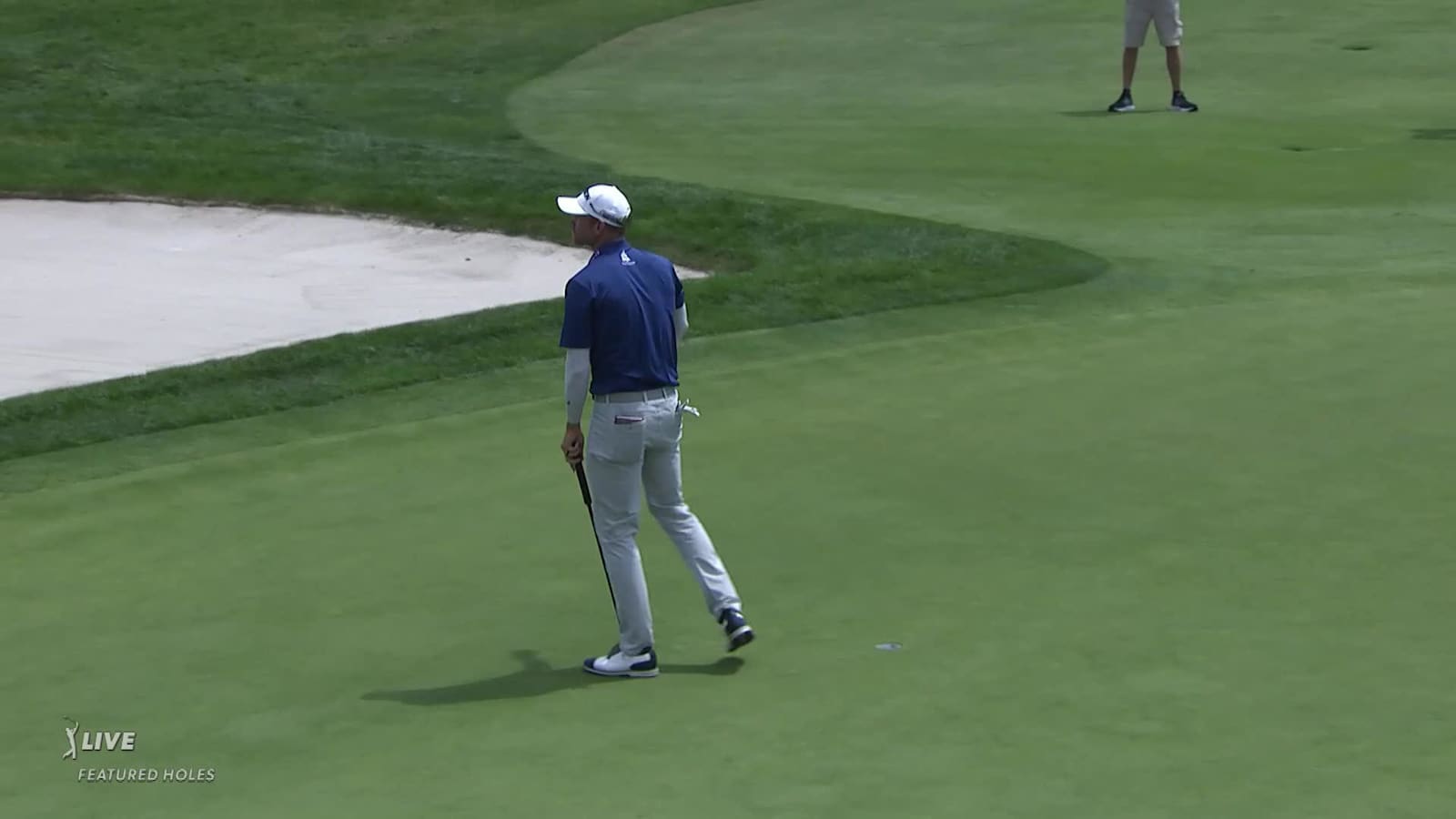 Jared Wolfe sinks birdie putt at Rocket Mortgage