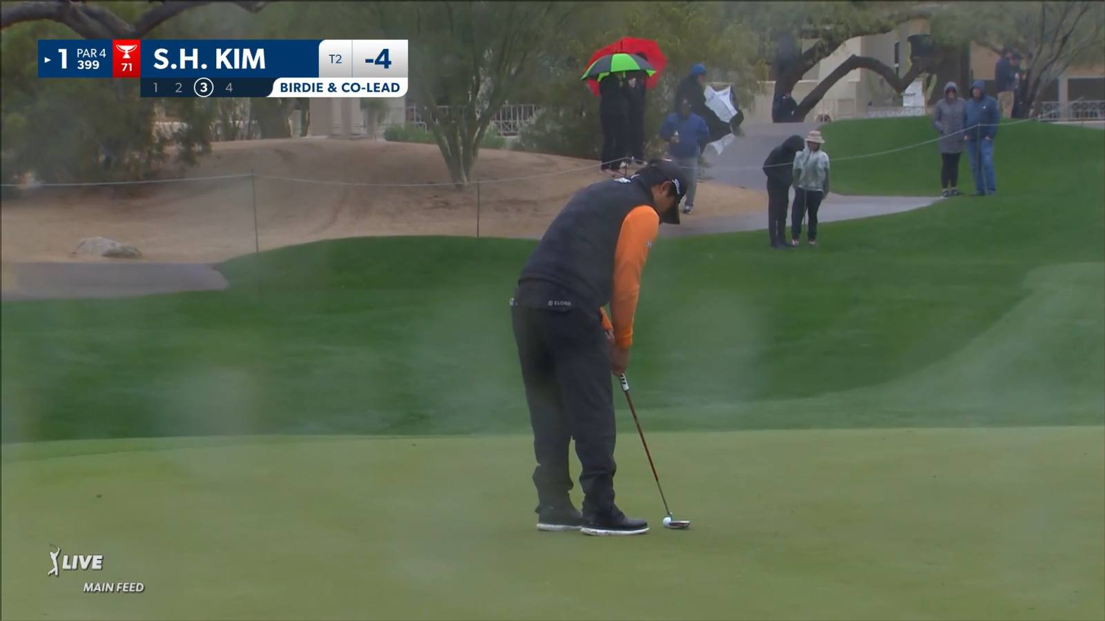 S.H. Kim sticks it tight from 103 yards at WM Phoenix Open