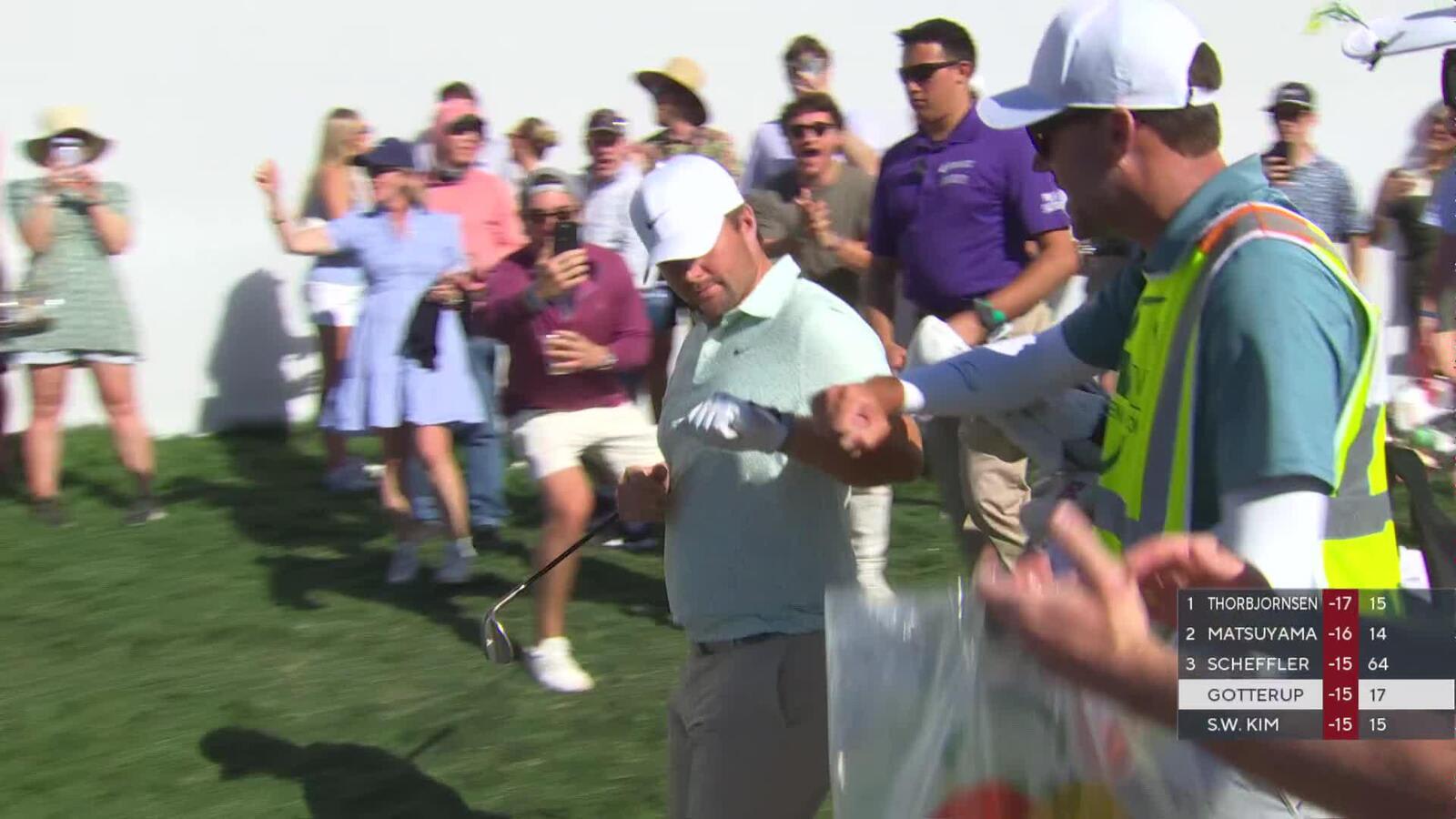 Chris Gotterup hits 130-yard approach to 3 feet, birdies No. 18 at Phoenix