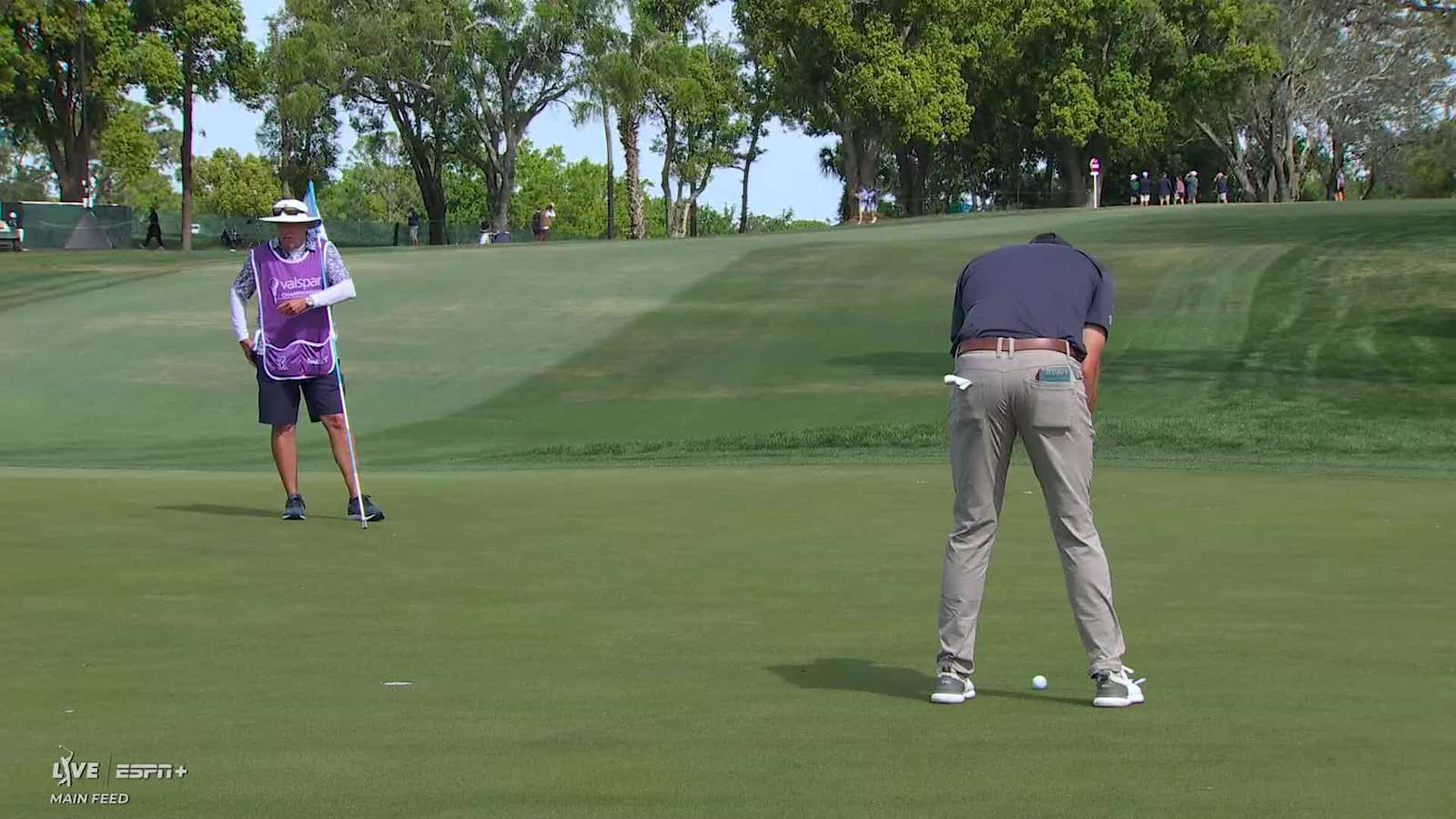Mark Hubbard makes a 6-foot birdie putt at Valspar