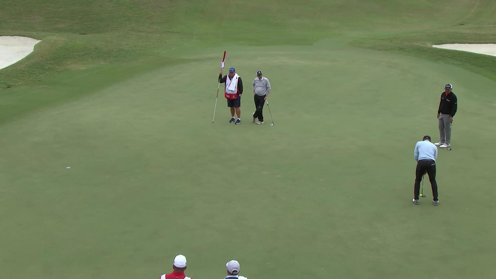 Timothy O'Neal makes birdie on No. 18 at Simmons Bank Championship