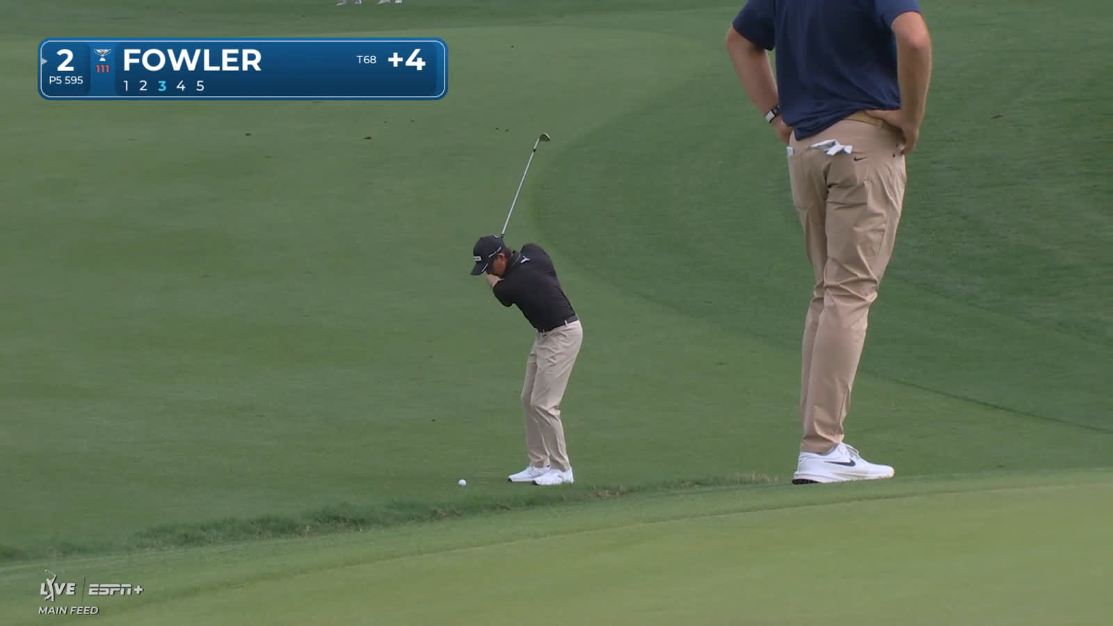 Rickie Fowler navigates hole No. 2 for birdie at Valero