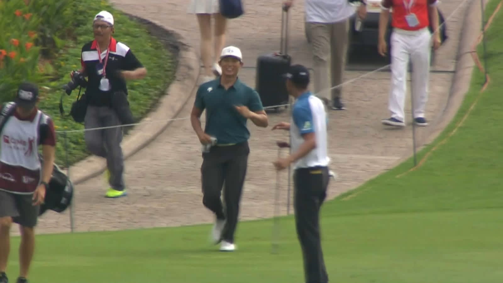 Whee Kim aces the par-3 15th hole at CIMB