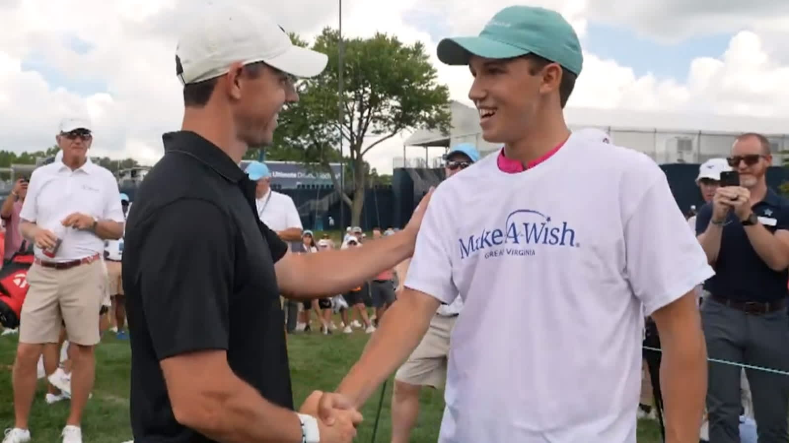 Rory McIlroy helps wish come true at BMW Championship