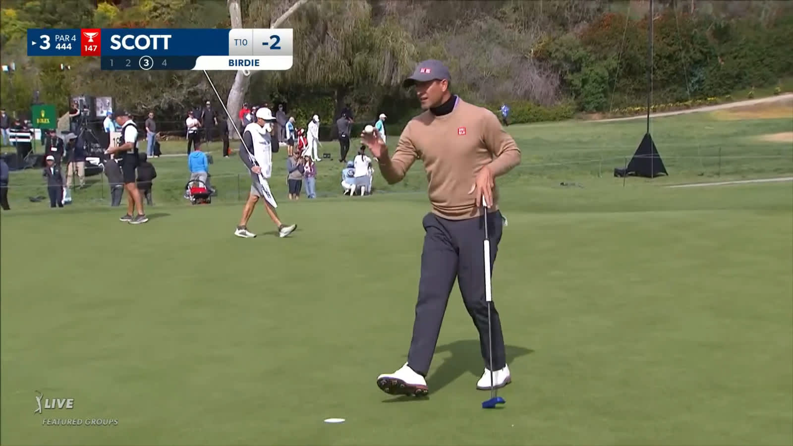 Adam Scott's beautiful 135-yard approach settles within 5 feet of the hole at Genesis